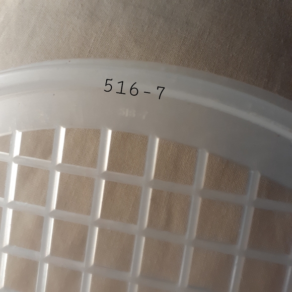 Vtg 516 Tupperware 9" Round Lid 339  Colander Strainer Lid - Picture 8 of 14